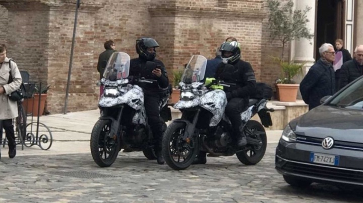 Spotted: Suzuki Big or new V-Strom?!