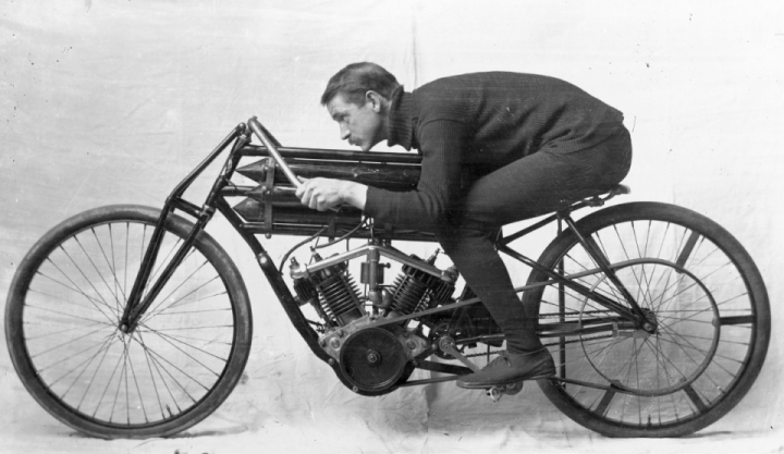 MR. CURTISS AND HIS MARVELOUS MOTORCYCLES - Issuu