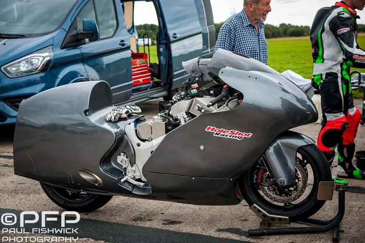 Guy martin on sale suzuki hayabusa