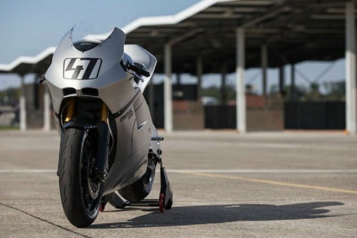 Keanu Reeves’ arch motorcycle company will import and sell suter race bikes