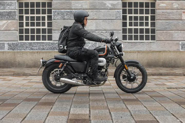 Meet the Lexmoto Detroit, a Harley-Davidson 883’s lookalike