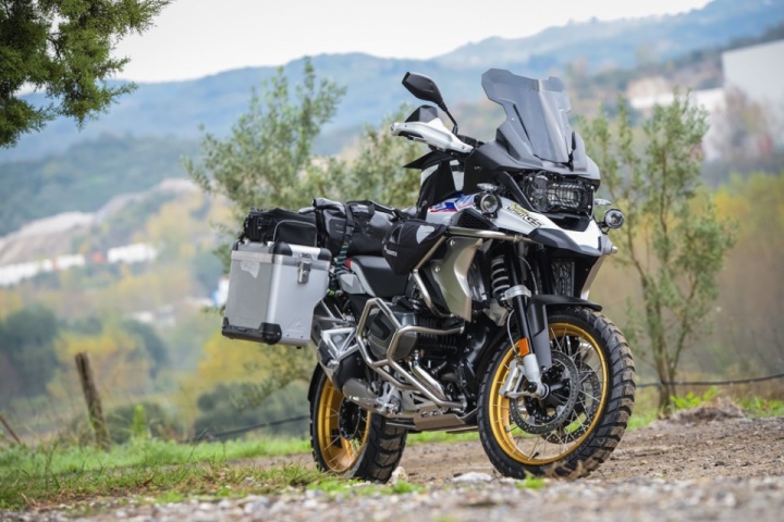 New set of accessories for the BMW R1250GS, released by Touratech