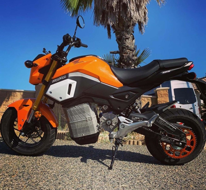Watch this 53 hp electric Honda Grom motorcycle with an Alta powertrain