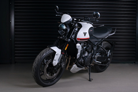 Triumph Trident 660 Revealed as the Entry into the World of Triple Roadsters