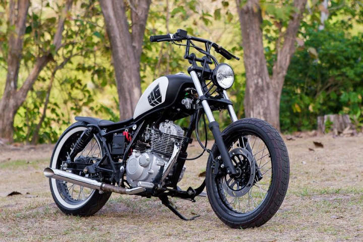 Suzuki GZ 150 Bobber by Garage46