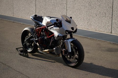 Simone Conti’s Ducati SuperSport 1000 DS 2003 cafe racer