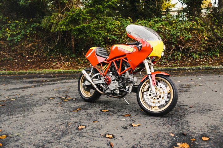Ducati 900SS Racer custom bike by Speedy Siegl Racing