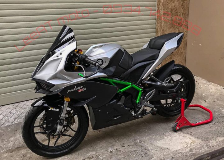 Bajaj Pulsar Rs0 Modified To Look Like A Kawasaki Ninja H2