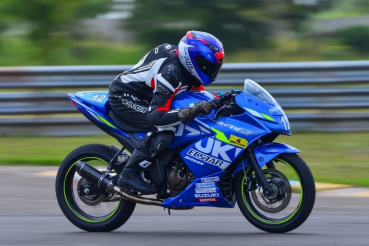 РЁР»РµРј Suzuki GSX R