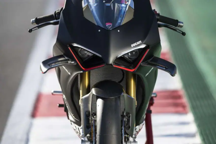 2022 Ducati Panigale V4 SP2