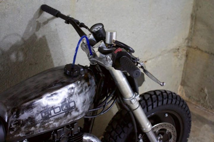 Suzuki LS650 Scrambler 7