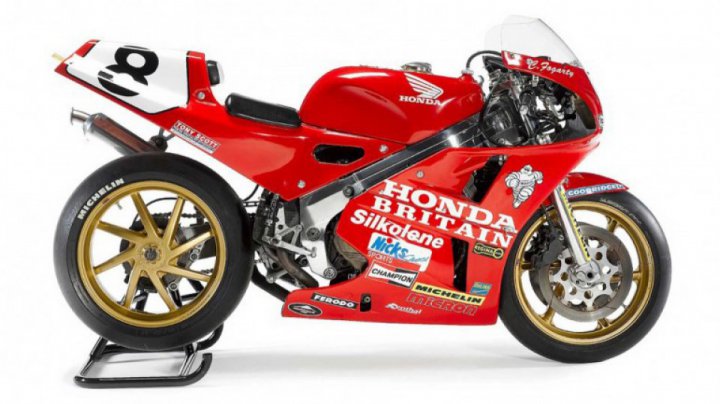 Honda RC30 will be the most numerous motorcycles on the 2018 Isle of Man Classic TT