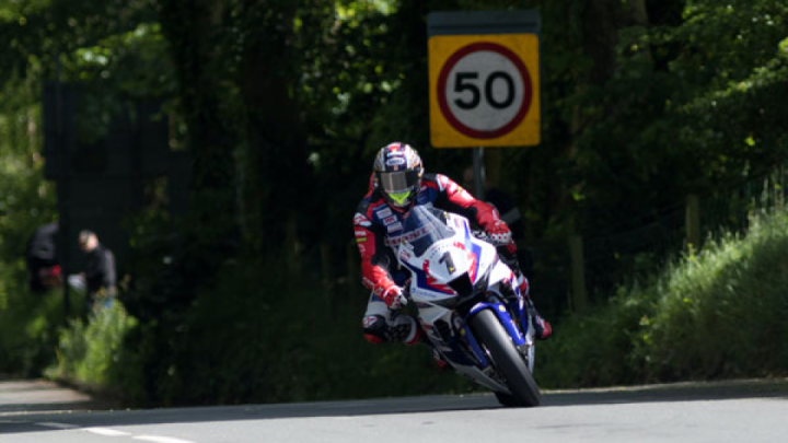 A Must Watch For Motorcycle Enthusiasts — Isle Of Man TT Lap With John McGuinness On A Fireblade