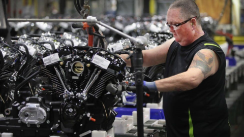Harley-Davidson pauses production in two US factories