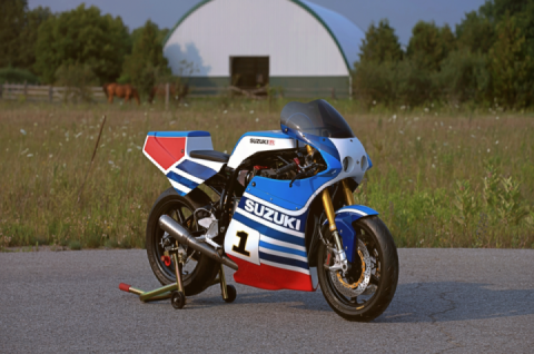 Suzuki XR69 race replica by dB Customs’