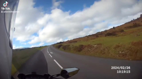 A motorcycle ride past Haytor to Widdecombe in the moor.