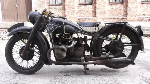 Germany Army Medium Military Motorcycle BMW R12 Runs Super Effectively Despite Its Age