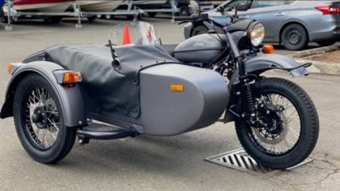 I got to play around with a Ural 750CT with a Sidecar! We had so much fun making this video
