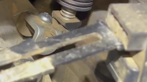 I had a chance to film that pesty stepper motor influencing the idle on my bike