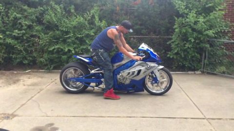 2010 BMW S1000RR custom with a 360 fat tire kit quick burnout!