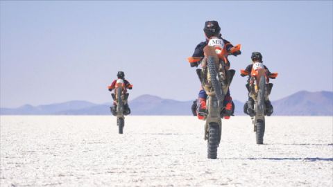 Motonomad III - Riders of the Andes