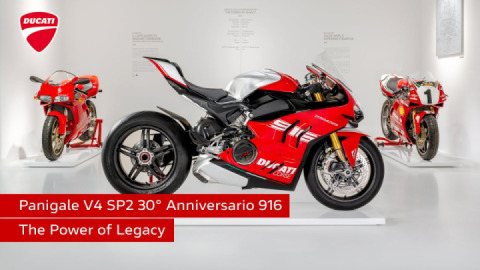 The incredible Ducati Panigale SP2 30 anniversarrio 916. The Power of Lecacy