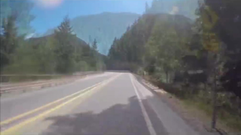 The last video from my trip.I went over the North Cascade Highway (Hwy 20 in Washington).