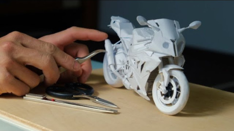 Making BMW S1000RR. Paper modelling